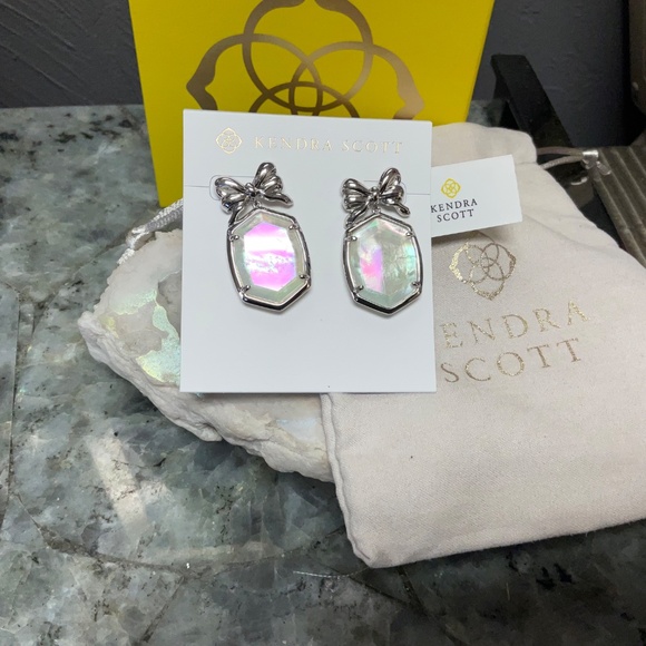 Kendra Scott Daphne Bow Silver Drop Earrings (Iridescent Crystal Ivory Illusion) - Picture 4 of 5